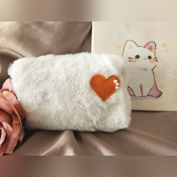 plushies cosmetic, makeup, travel, organize bag - Picture 1 of 6